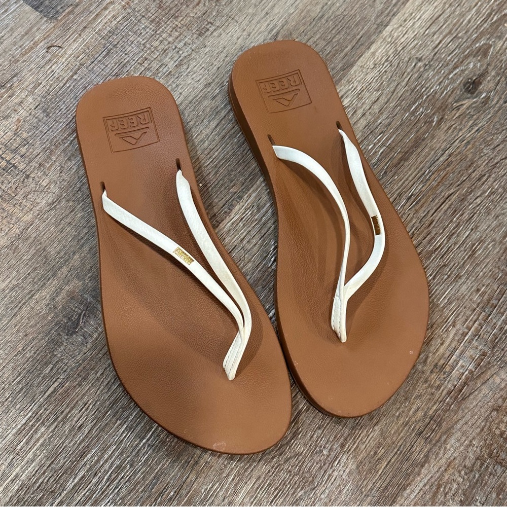 Reef Cushion Slim Flip-Flop Sandals White Size 6
